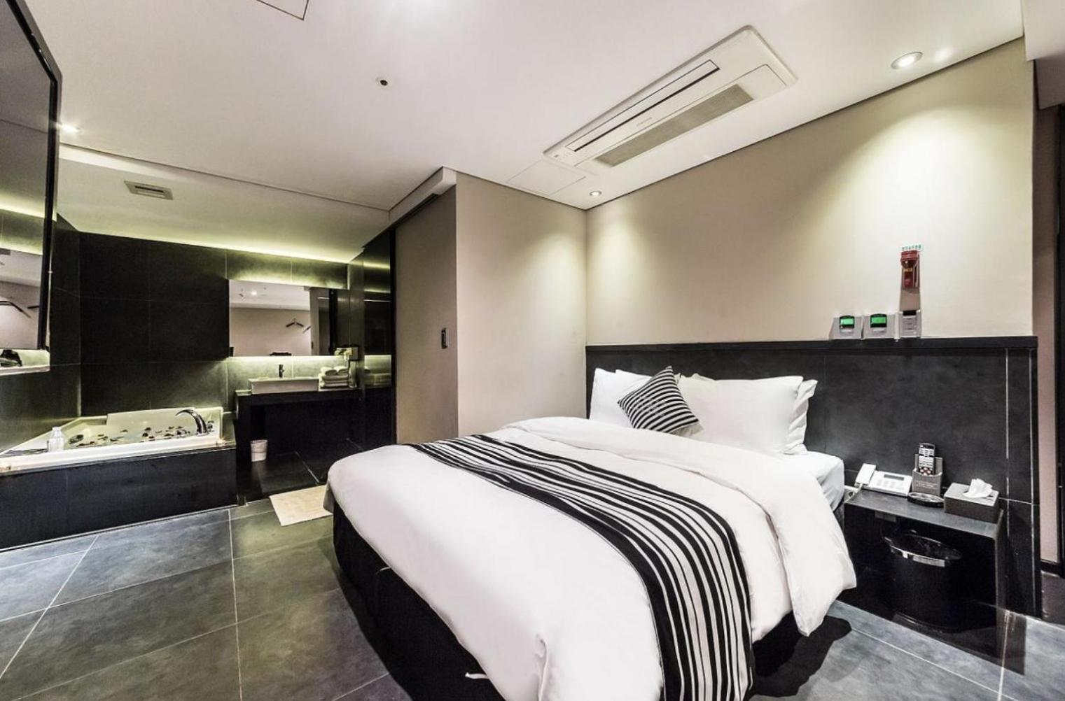 Adlige Hotel Seoul Ngoại thất bức ảnh