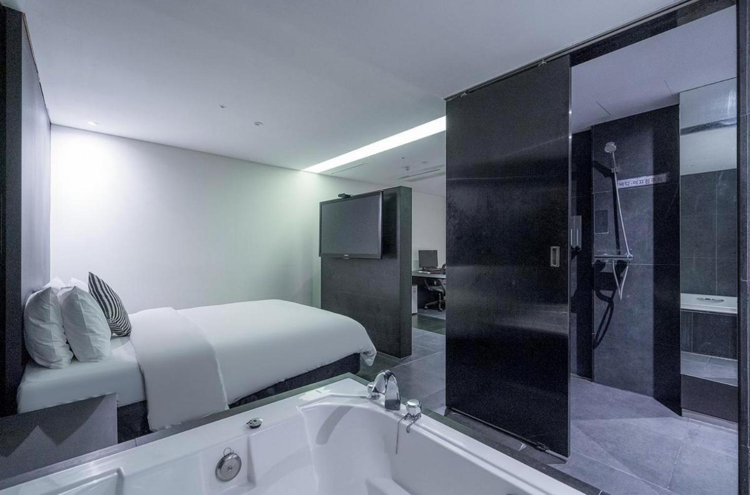 Adlige Hotel Seoul Ngoại thất bức ảnh